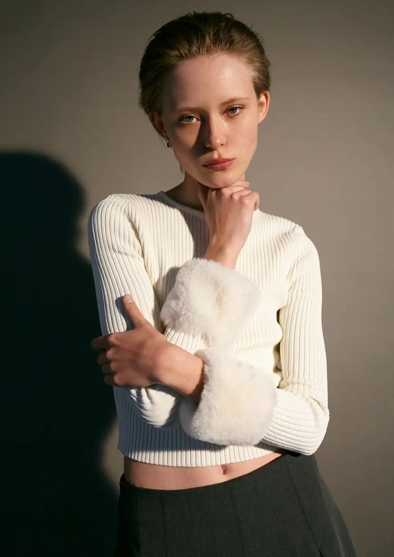 Karolina Kucinska book photo