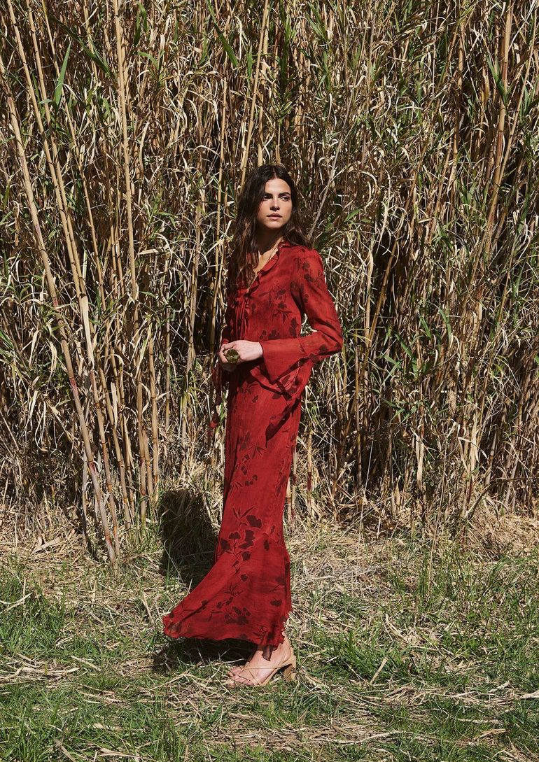 Victoria De Carlos book photo