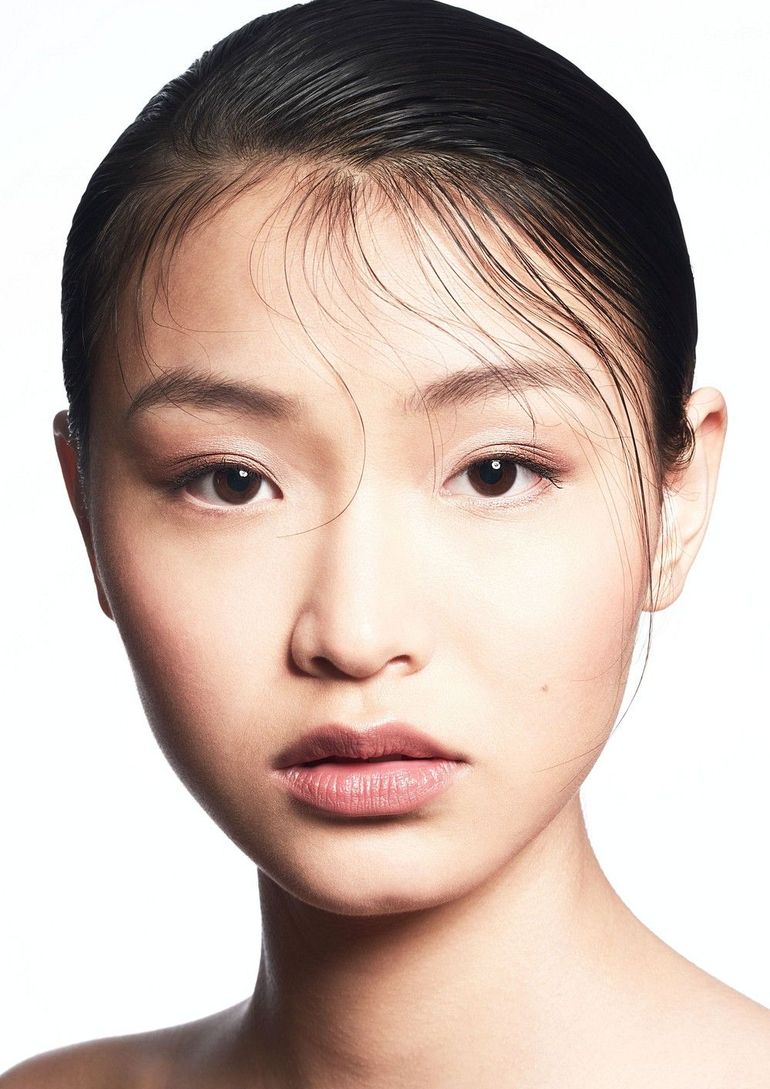 Emilie Wen Zhang book photo