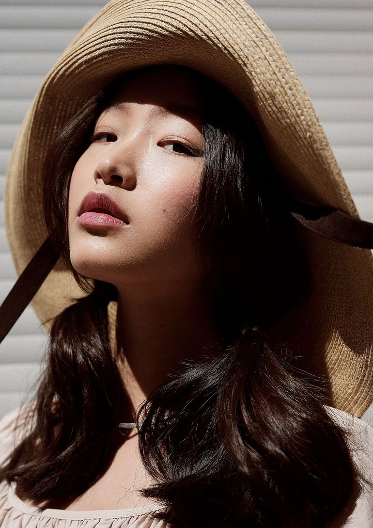 Emilie Wen Zhang book photo