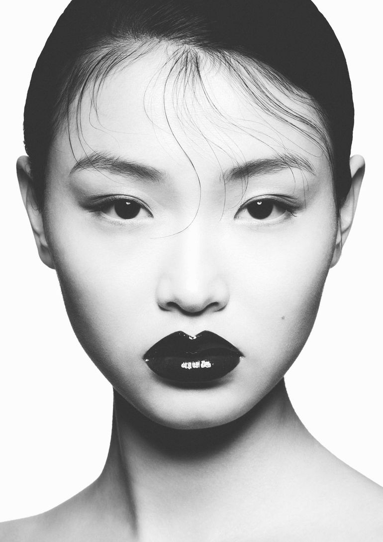 Emilie Wen Zhang book photo
