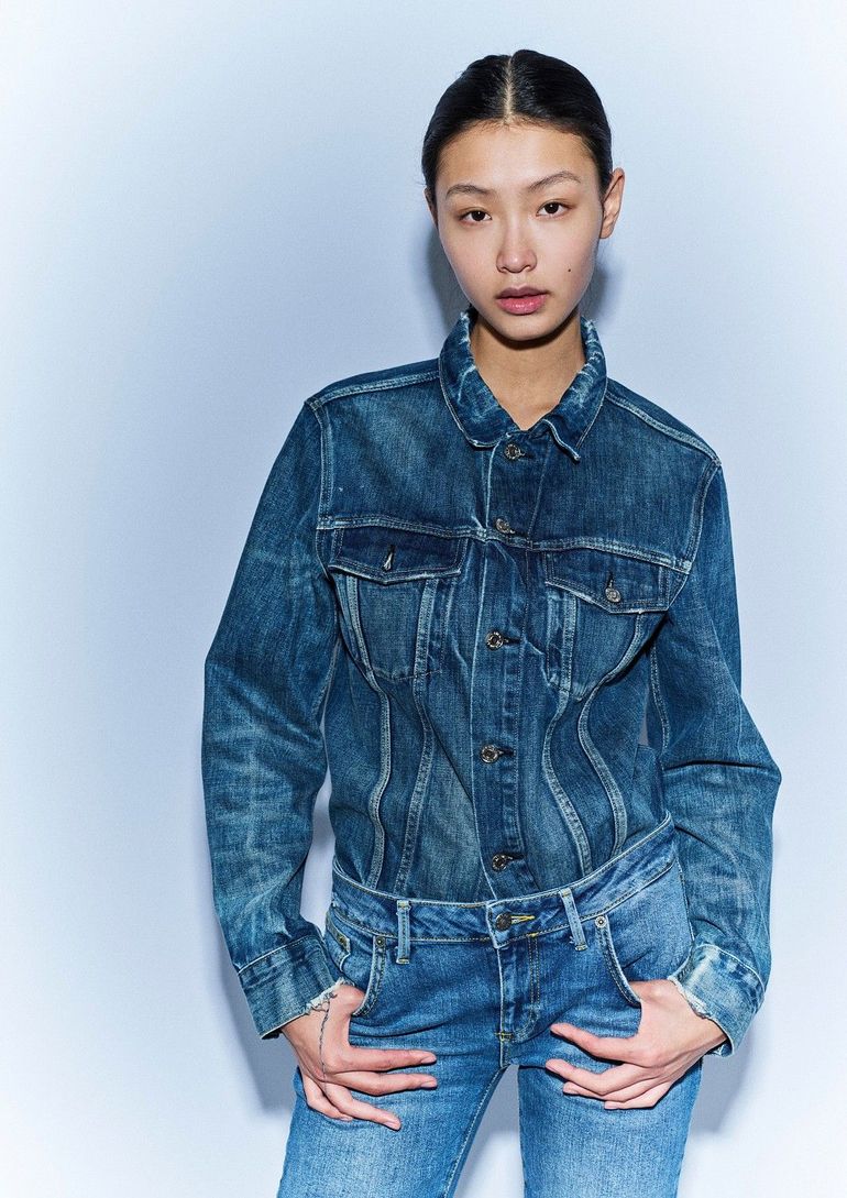 Emilie Wen Zhang book photo