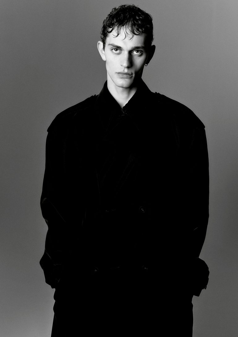 Slava Sıkorski book photo