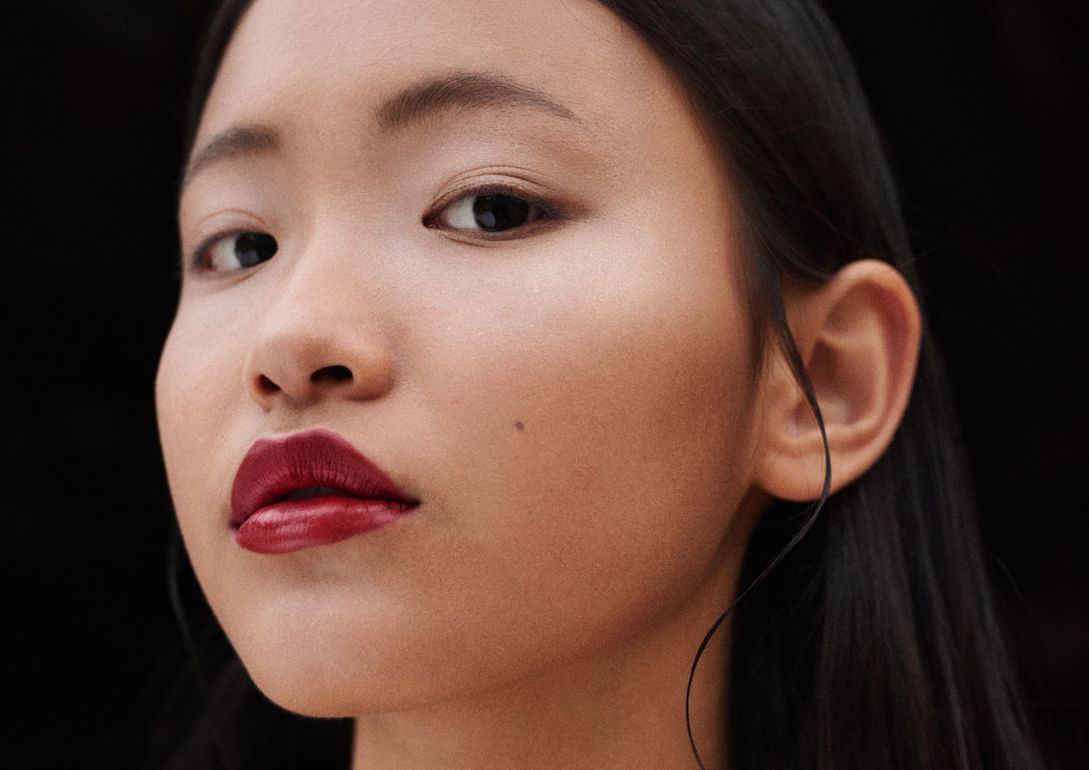 Emilie Wen Zhang book photo