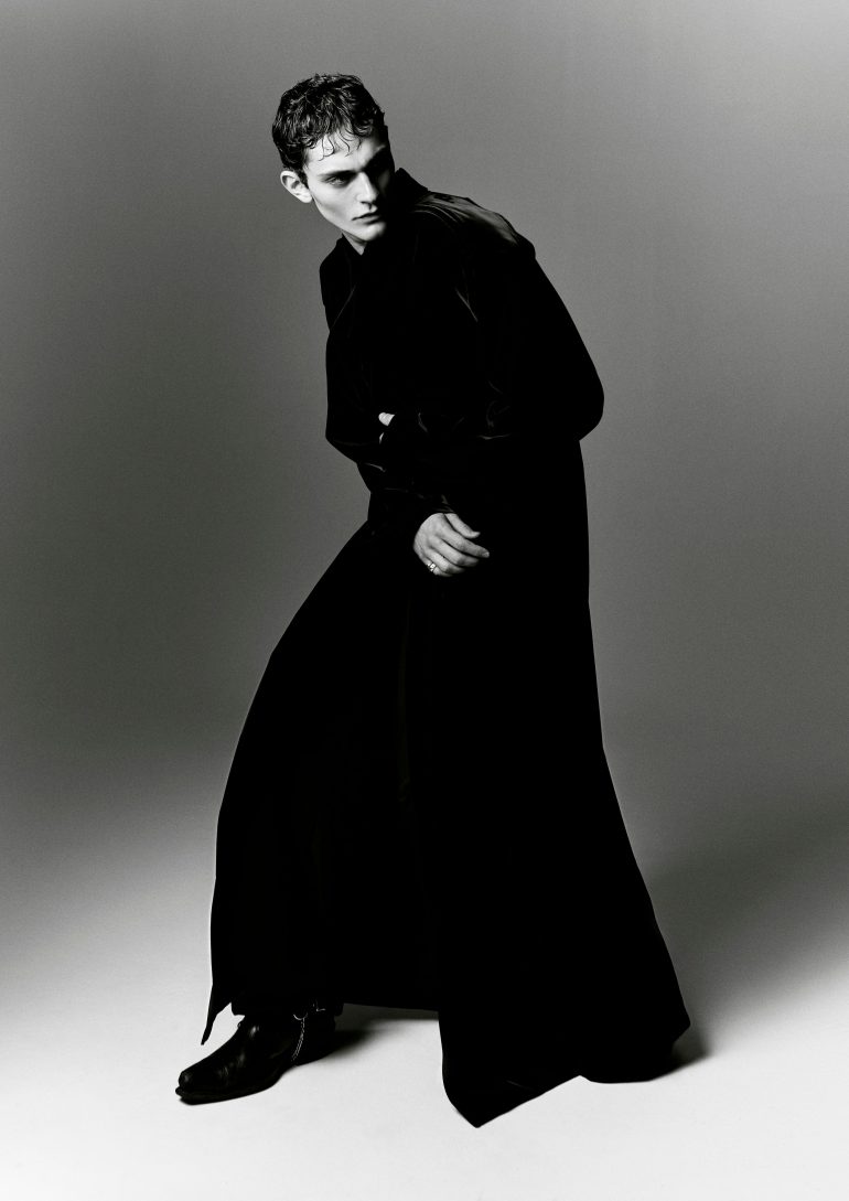 Slava Sıkorski book photo