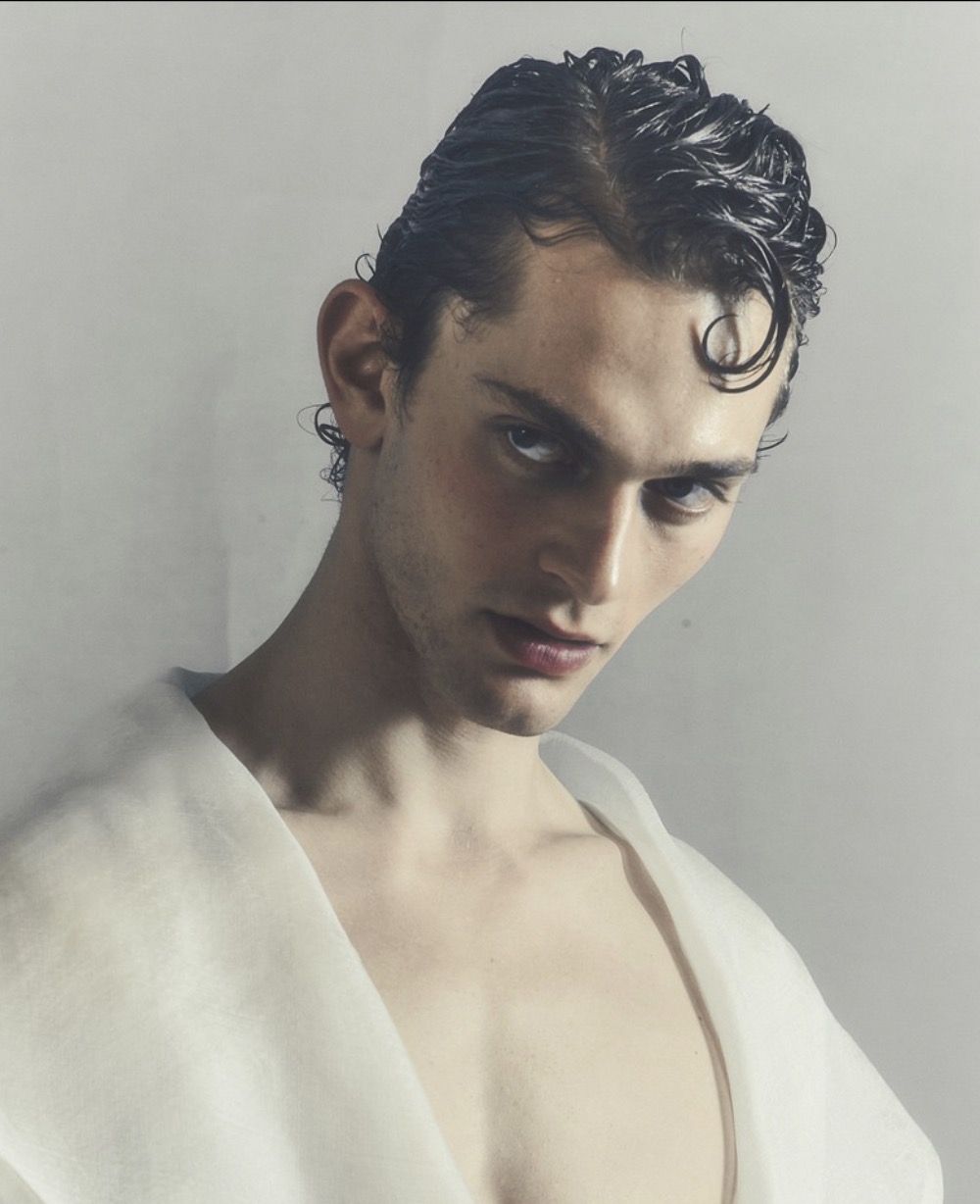 Slava Sıkorski profile