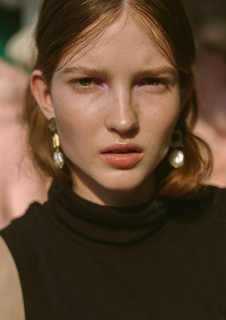 Polina Ivochkina book photo