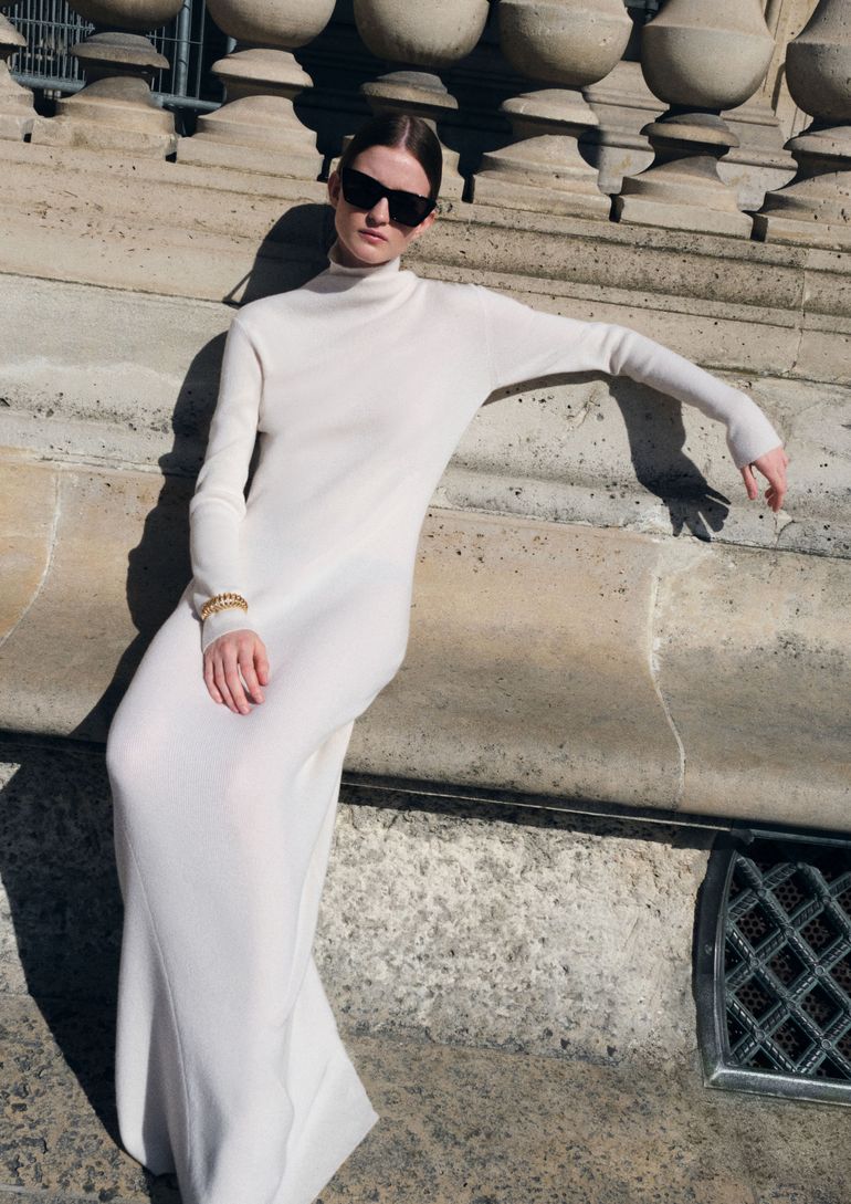 Polina Ivochkina book photo