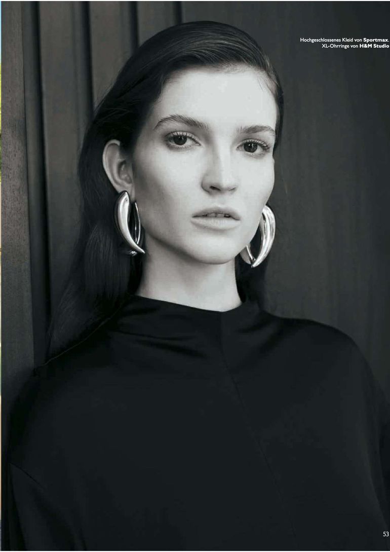 Polina Ivochkina book photo