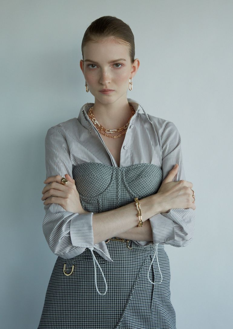 Polina Ivochkina book photo