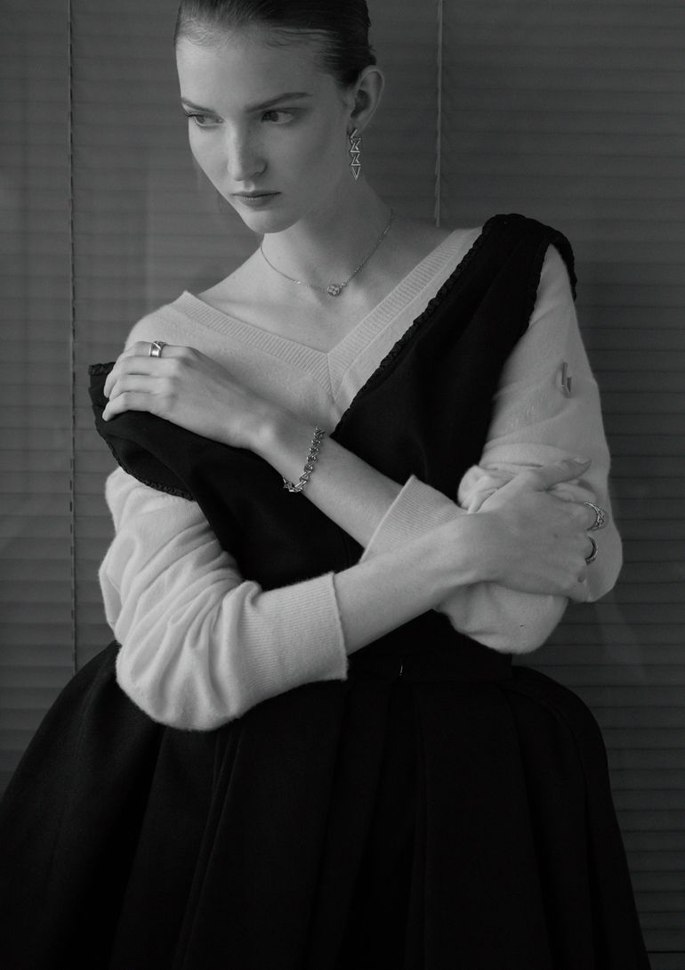 Polina Ivochkina book photo
